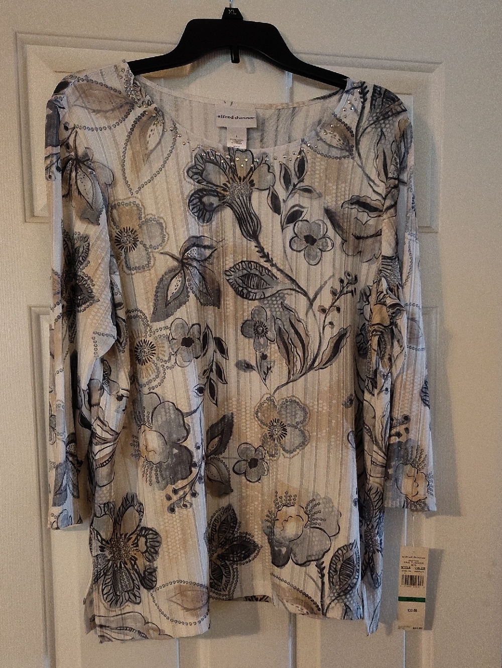 Alfred Dunner Cream Floral Long-Sleeve Blouse with Greyish, Tan and Black NWT